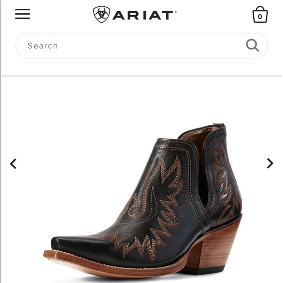 Ariat boots - Picture 2 of 5